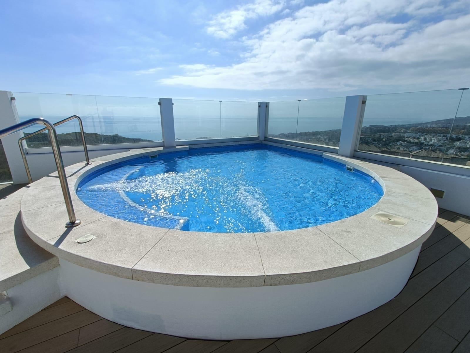 Piscina Puerto de la Duquesa 1